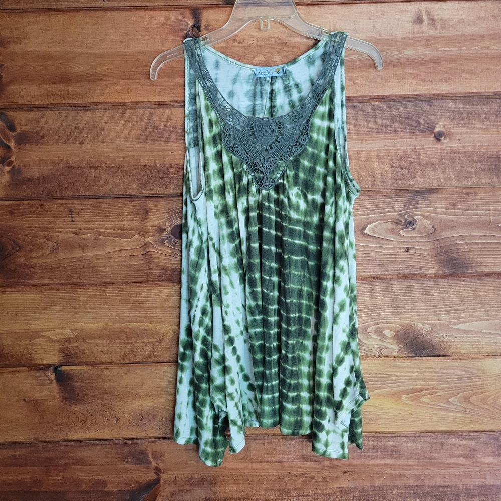 - Tie dye tank top